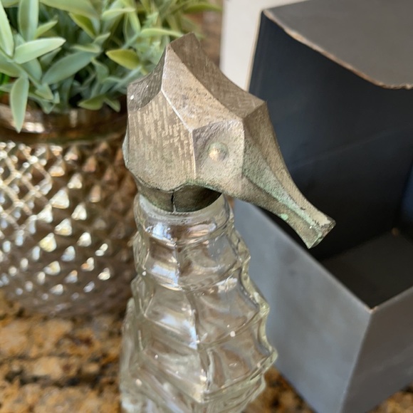 Avon Glass Seahorse vintage perfume bottle - Picture 4 of 9